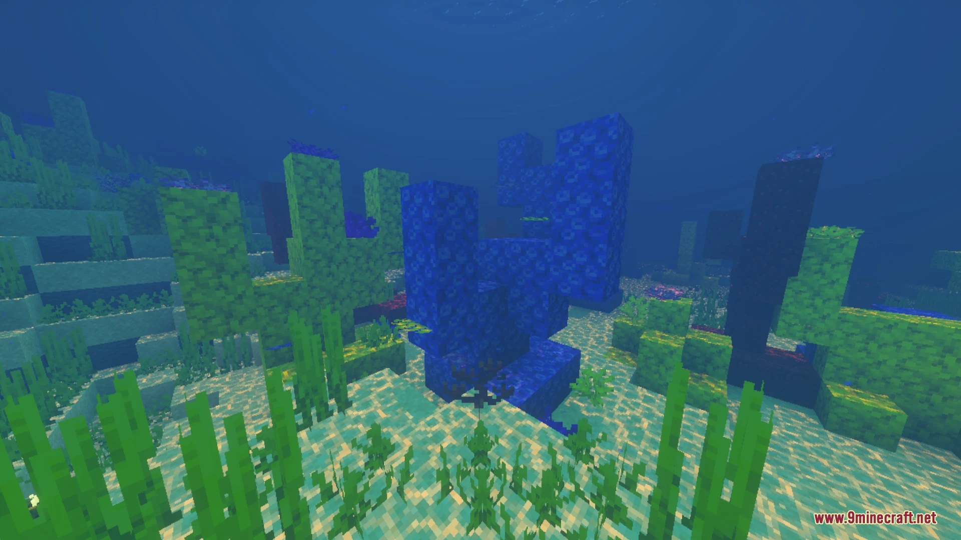 Newb Tropisphere Shader (26.x) – Realistic Clouds and Glowing Ores on Mobile — screenshot 3