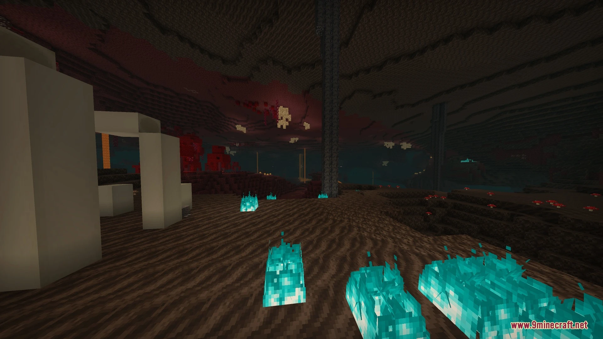 Mike Ultra Visuals Shader (26.x) – Glowing Auroras and Volumetric Sunbeams — screenshot 7